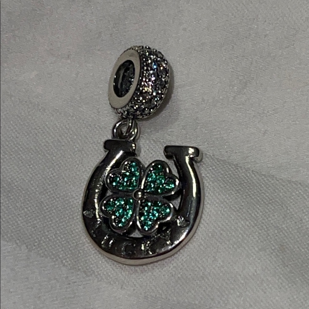 Sterling Silver Four Leaf Clover w/Green Gems “Lucky”Horseshoe Charm Pendant - Picture 2 of 4